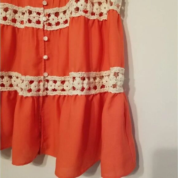 NWOT Anthropologie crkchet cutout tiered top - Picture 4 of 7